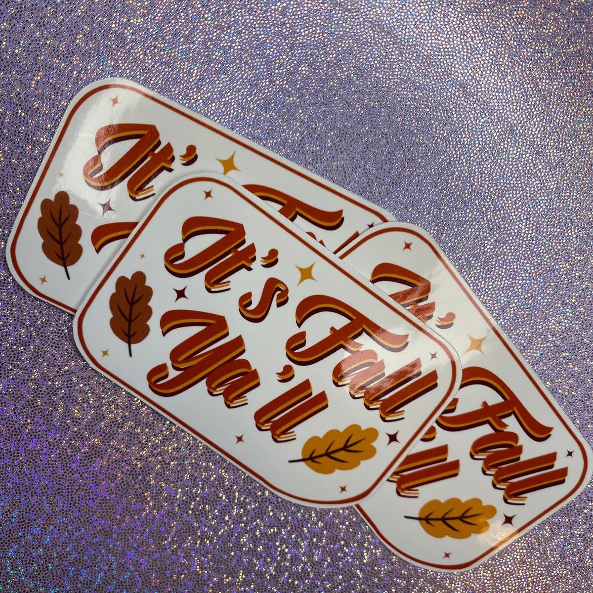 ElisaLeeArts's tweet photo. 🍁 You need this: It’s fall ya’ll sticker! Part of the fall collection that’s being released is this baby!
🍁I will be posting the new pieces of the collection as I working on them!
..
🥰Get yours on my Etsy store in my bio!🧡
.
.
#itsfall #itsfallyall🍁 #fallsticker #fallart https://t.co/g6AGv0aLKh
