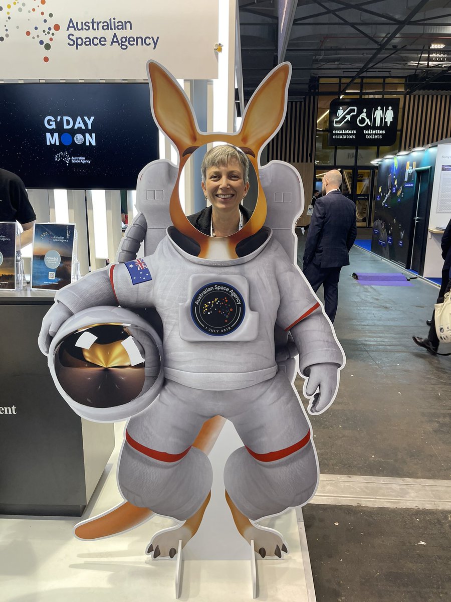 JaniceStarzyk's tweet photo. @VirginOrbit is excited to be headed to Australia. Celebrating with @AusSpaceAgency and @tradeinvestqld at #IAC https://t.co/oFnvVWYQoh