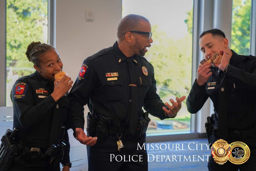 Showcasing the perks of policing #unlimited #donuts #policing #life 

We are currently recruiting at Sam Houston State University
