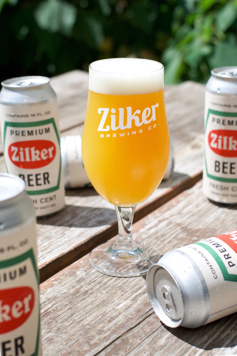 ZilkerBeer's tweet photo. 𝐅𝐑𝐄𝐒𝐇 𝐂𝐄𝐍𝐓 #FreshHopHazyIPA-6.8%
Includes 80lbs of early harvested, fresh #Centennialhops. 𝐀𝐑𝐎𝐌𝐀: Fruity, notes of pine, earthy dankness. 𝐅𝐋𝐀𝐕𝐎𝐑: Complex, low bitterness.
Avail on-site pours & 4pks to-go: https://t.co/L7g9x2EAbw
#freshcent #freshhops https://t.co/BKAid6scbw