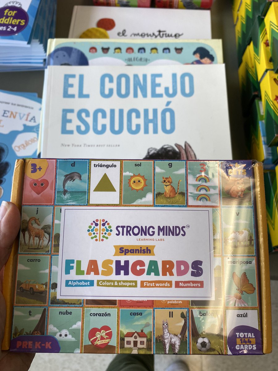 ESzepesi's tweet photo. Woodland was awarded additional grant money for our Early Childhood multilingual learners. Excited to expand Latino Literacy to our bilingual families of 3-5 year olds. #LifeintheW @StaceyJAnd @Woodland50News https://t.co/GIgBDvWJki