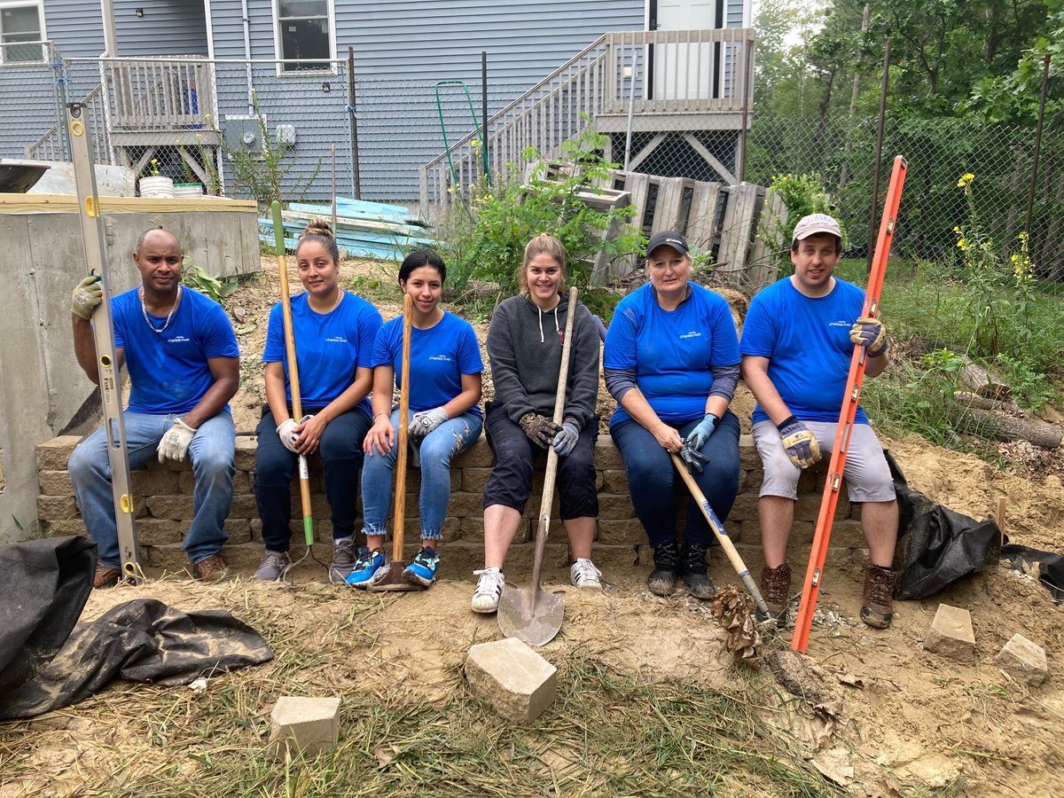 CRiverLabs's tweet photo. Our team members in Salisbury, Massachusetts recently built a retaining wall and worked on framing a new house for @Habitat_org. Karen T., who shared these photos, said it was a great day where everyone was able to connect with fellow Charles River employees! #LIFEatCRL https://t.co/FeYByHKLaf