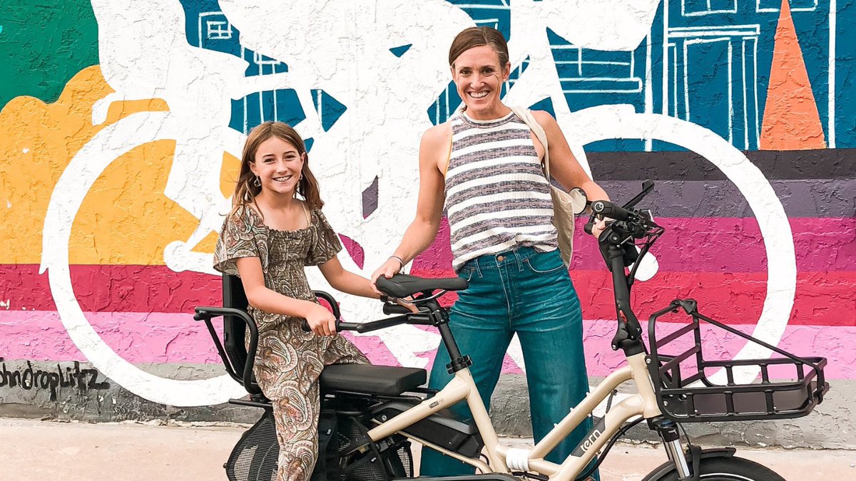 DenverCASR's tweet photo. .@GovofCO declared today Colorado E-Bike Day! Thanks to Denverites commitment to take climate action, a whooping 3,600 new e-bikes are on the road. Thank you Denver, for making our Climate Action Rebates so successful! 

More info at https://t.co/d9K0bhjEtm https://t.co/lOQqOMfJEC