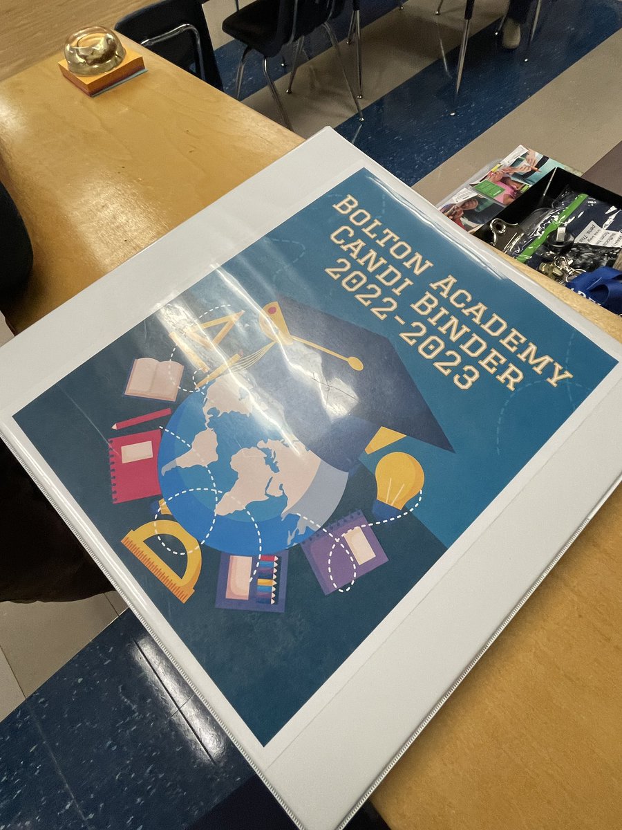DocSTEM's tweet photo. I had to come and see how they were using the resource. I’m glad you didn’t ask me to dance. 😂Keep up the good work @SandyGW23 Thx for the feedback. I will share with @APSWorldLang #itslikecandy @Future_Dr_BOC @APSAcademics @WeemsYolanda @SparkyTeach https://t.co/fLX0KLRfek