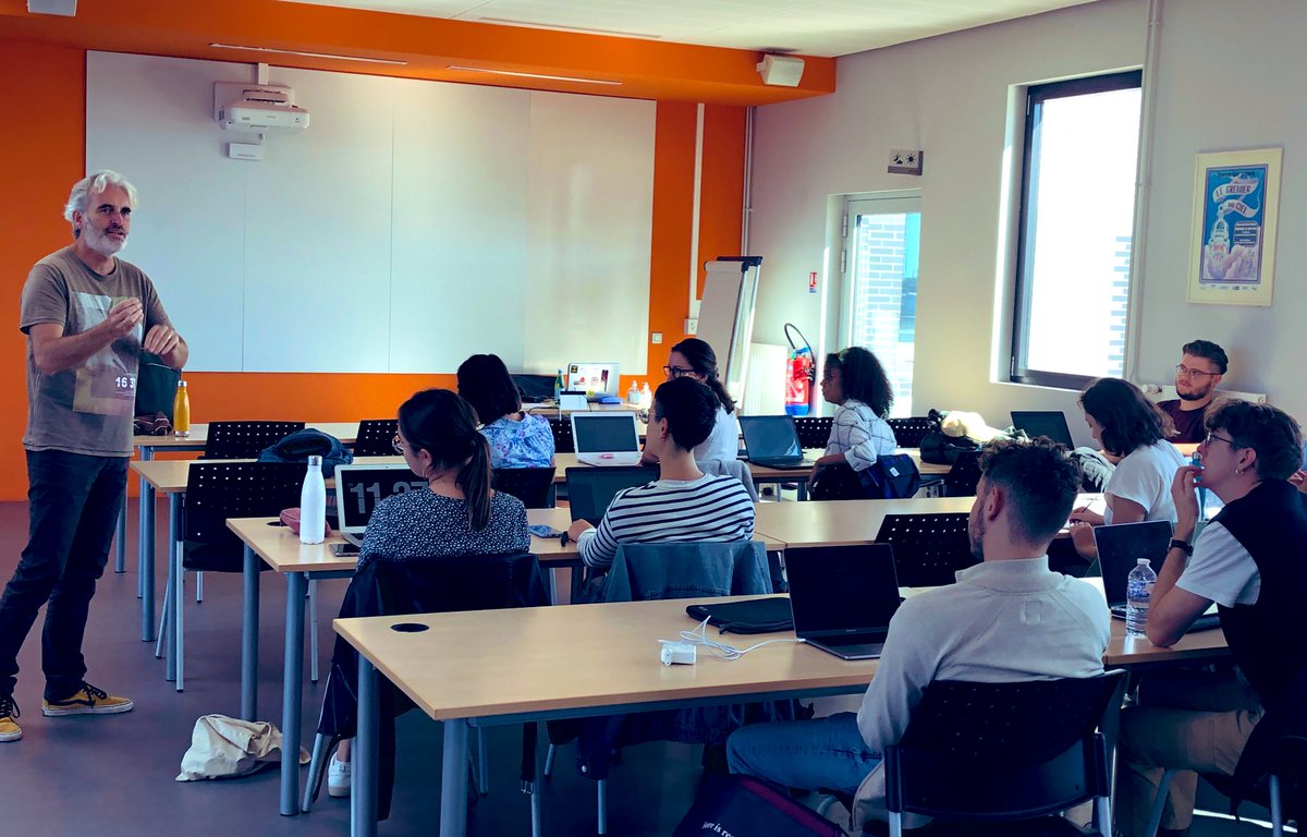 Pendant les 3 jours du <a href="/FILinfolocale/">Festival de l'info locale</a> organisé par <a href="/ouestmedialab/">Ouest Médialab</a> au #Mediacampus les étudiants @audencia_com seront en mode #newsroom pour produire une newsletter quotidienne ! 1ère étape : le brief avec <a href="/jkostreche/">Julien Kostrèche</a> @VincentGerles <a href="/emmanuelbouvet/">bouvet emmanuel</a> 💥