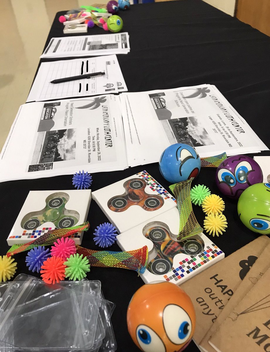 HighPointHigh's tweet photo. Latin American Youth Center is hosting a Parent Orientation for High Point parents on Monday, September 26 for their Next Generation Scholars Program at their Center. See the flyer! @IsleyMcClure @HSAssocSupt https://t.co/CTloadt1Nu