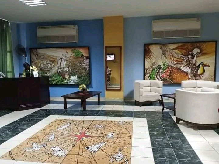 El Hotel Brasil, UEB de la Empresa Provincial de #AlojamientoGuantánamo, recibe a guantanameros y visitantes con la alegría del país carioca y la hospitalidad de nuestra #Cuba.
#ComercioCuba #CubaViveYTrabaja