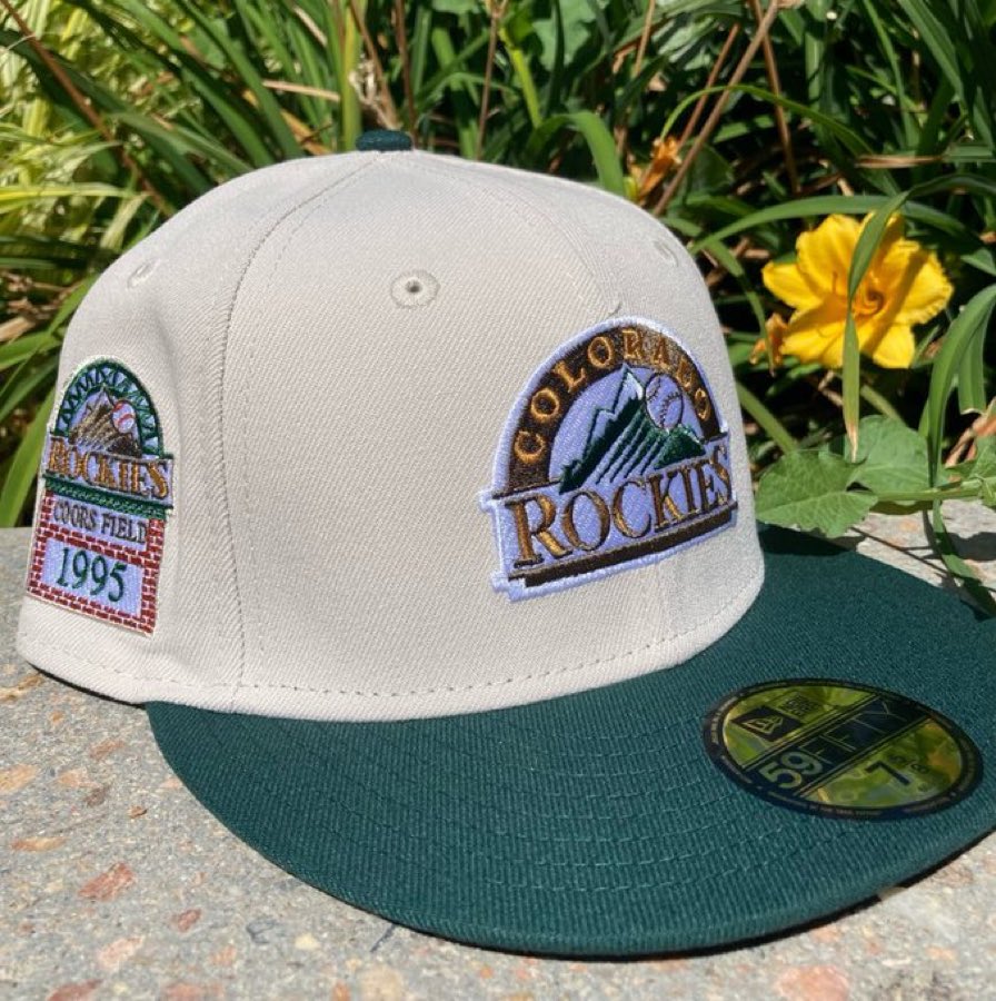RoxDugoutStores's tweet photo. Feels like a Tan &amp; Green Day! Fitted 5950 Fitted w/1995 Side Patch. 

Like, retweet and follow BOTH @RoxDugoutStores &amp; @authenticrally  to win!

Buy it at Diamond Dry and Rally! https://t.co/Q3V4U1k3Db