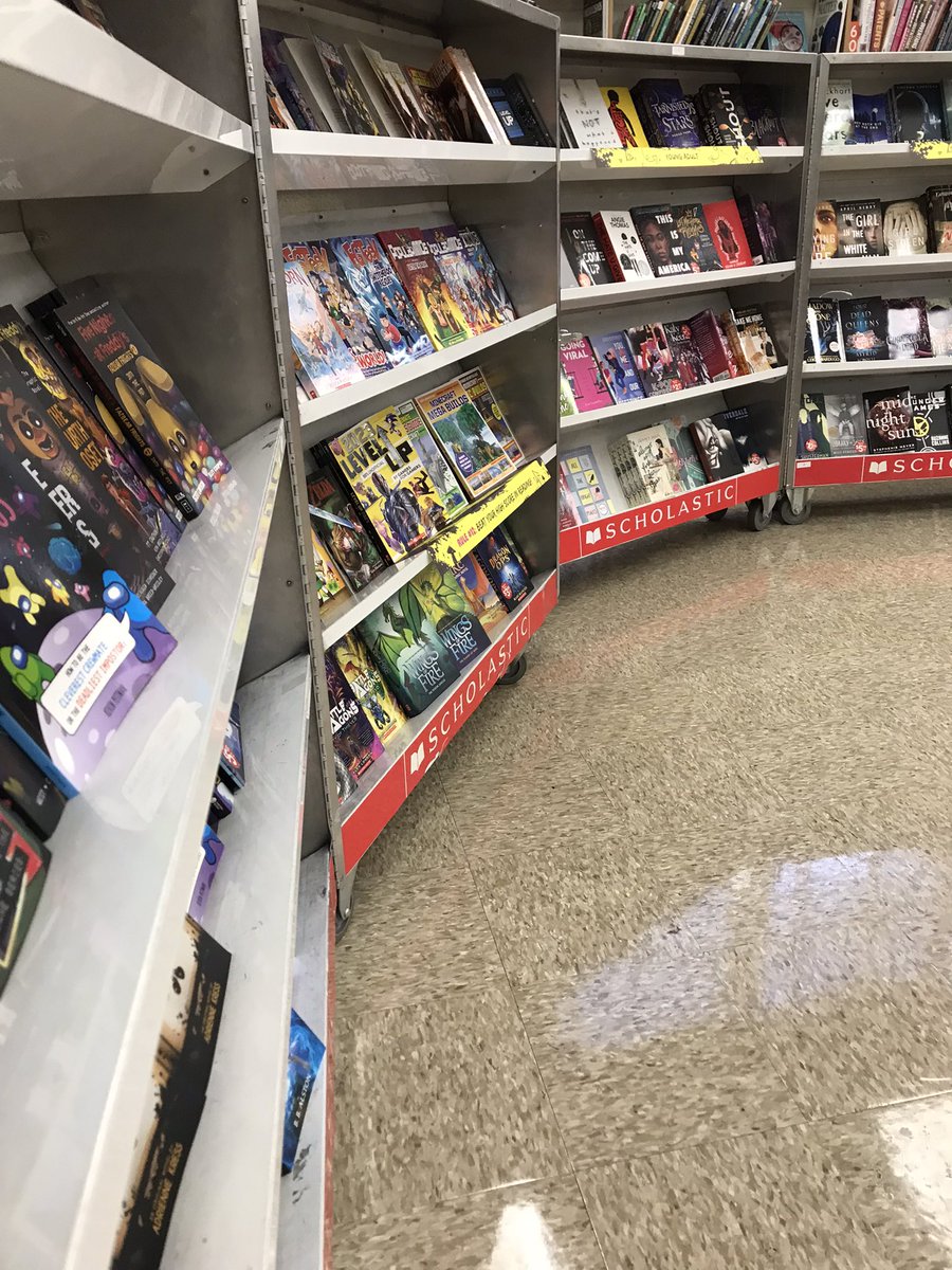 HighPointHigh's tweet photo. High Point is hosting a Book Fair for the students all this week! @Scholastic @IsleyMcClure @HSAssocSupt @pgcps #educationispower #passionforbooks https://t.co/SYVdEGkFrd