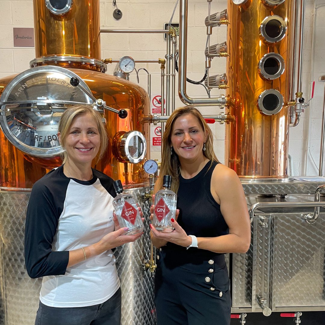 SIS4ERS Hayley &amp; Lucy with our most recent Gin 'LS LOWRY GIN' 🧡

Made especially for <a href="/The_Lowry/">Lowry</a> and <a href="/Pier_Eight/">Pier Eight</a> you can find this gin in their bar and gift shop on site! Make sure to check it out if you're ever in the Salford Quays area!