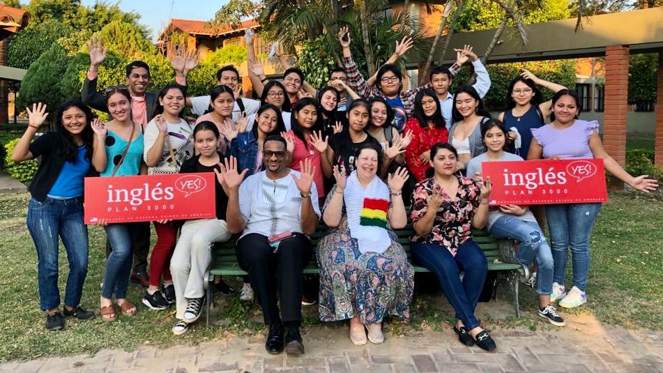 Hoy es el Día Internacional de la Paz y también Día boliviano de la Juventud. Creo que ambos van muy bien juntos. La juventud es la principal defensora y gestora de la paz en el mundo. ¡Seguiremos apoyando sus esfuerzos por la paz y un mejor futuro para la juventud!
#DiaDeLaPaz