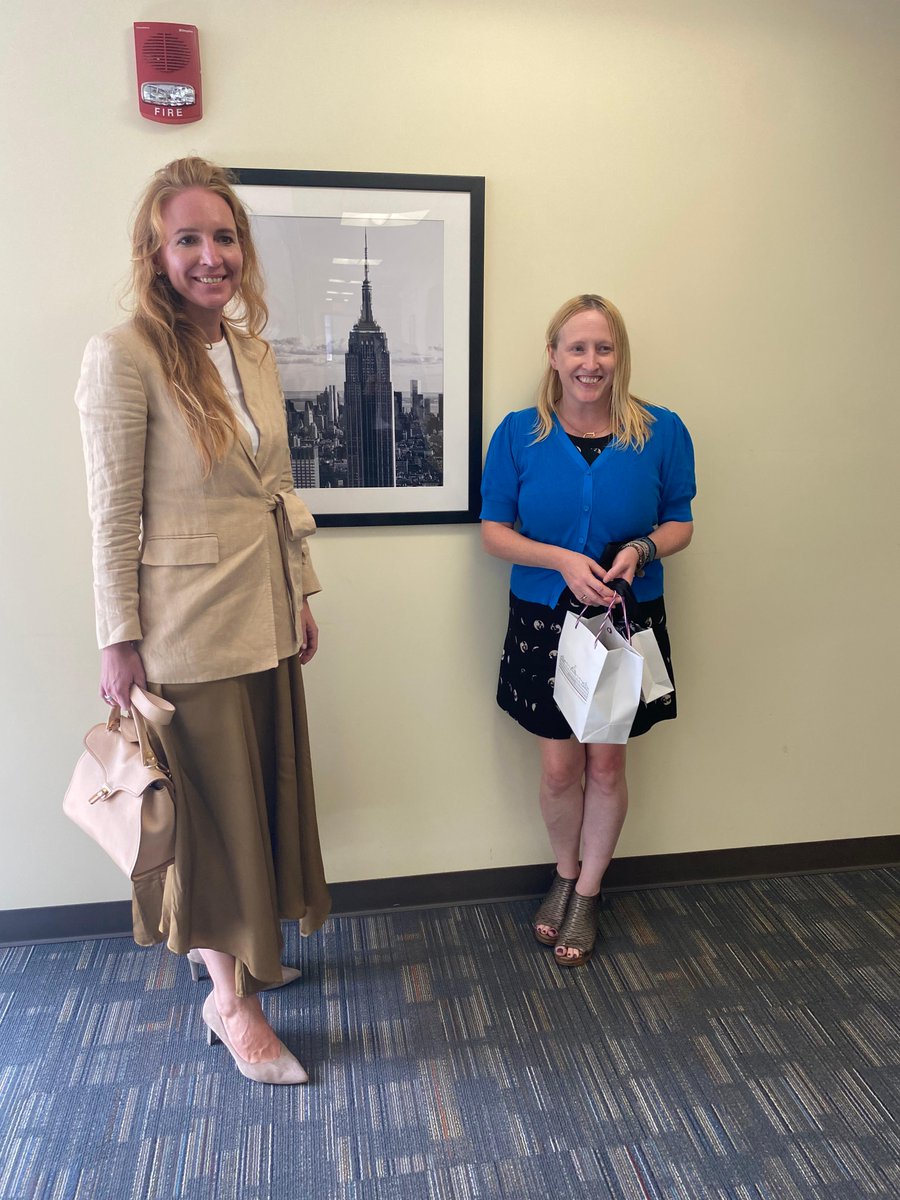 🤲🏼🌎 To discuss DV &amp; GBV best practices, Ms. Jarmila Lajčáková, Slovakia Policy Advisor on Human &amp; Minority Rights, Domestic Violence and Mental Health met with ENDGBV's Ms. Jennifer DeCarli, Esq., Dep. Comm. of FJC's &amp; Outreach. <a href="/milanvrbovsky/">milanvrbovsky</a> <a href="/SLOVAKIAinNY/">Slovak Consulate</a> #awarenesshelphope