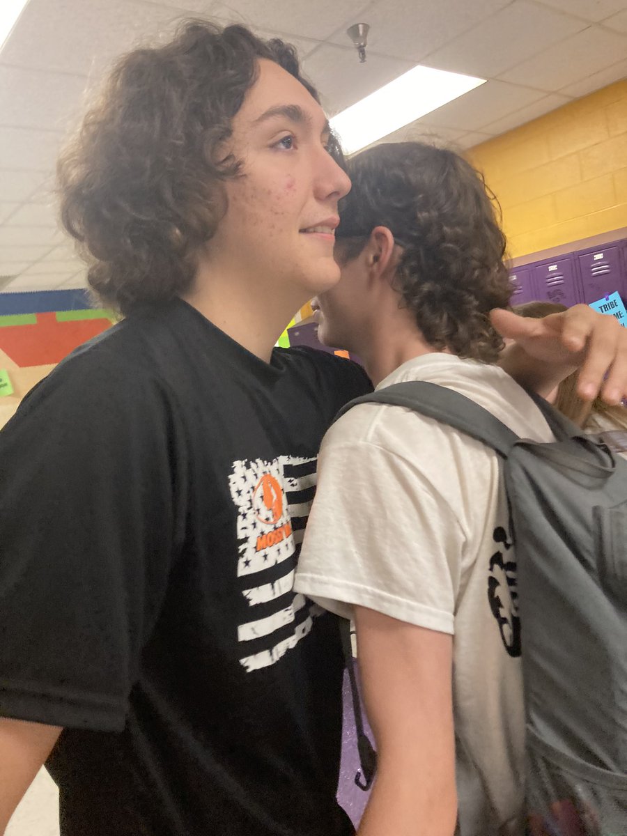 dunlapslapdicks's tweet photo. bromance🫶 https://t.co/7PWIWBGO3B
