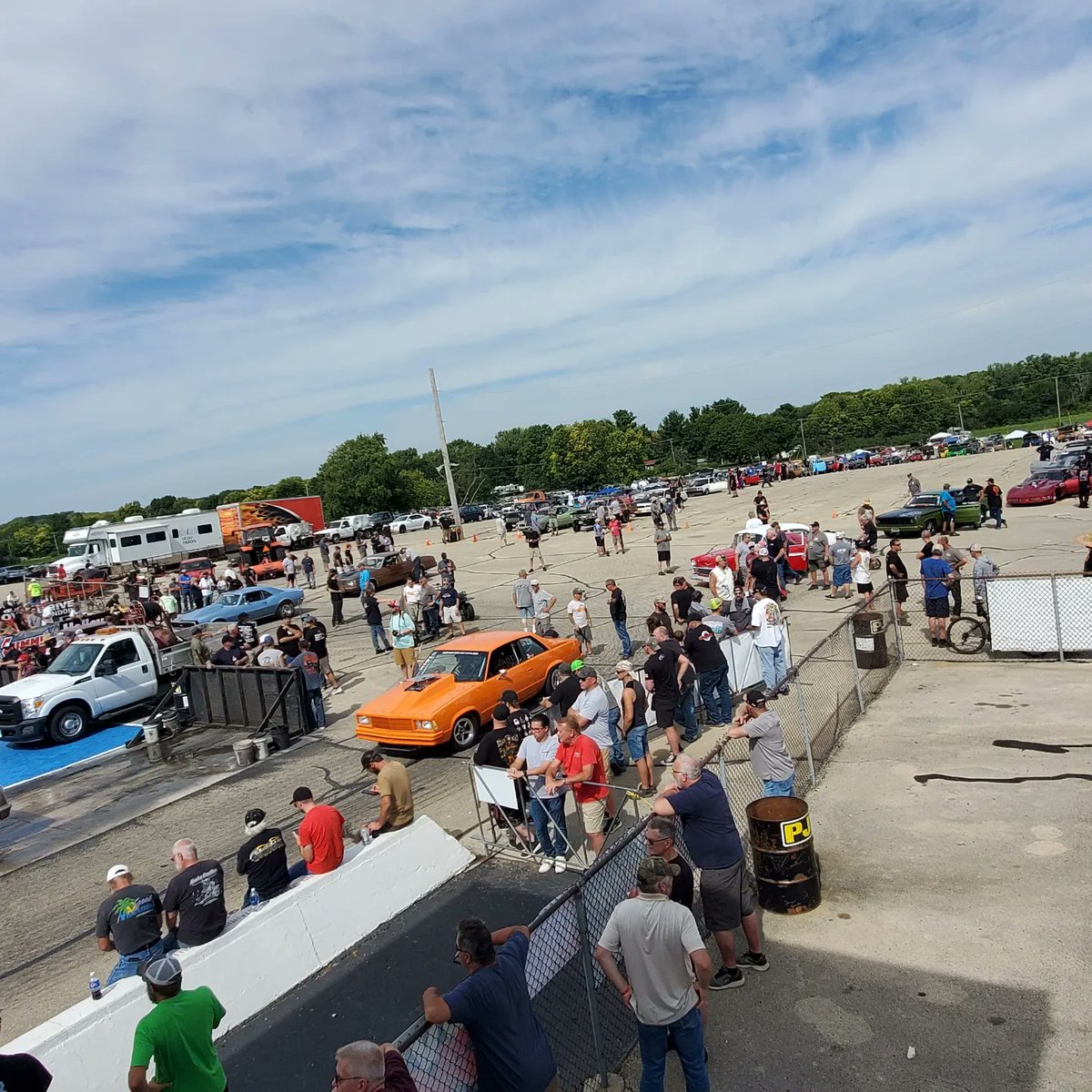 MonMornRacer's tweet photo. Great crowd today at @ByronDragway for @hotrodmagazine Drag Week!
#HotRodDragWeek2022 https://t.co/j2ysVxs2Gl