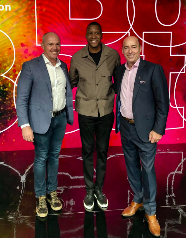 nicolasmarcoux's tweet image. Thank you Masai Ujiri for sharing your winning philosophy and leadership insights with our @PwC_Canada partners! We can all learn something from your incredible journey with the @Raptors.  #WeTheNorth #TheNewEquation @Dulny