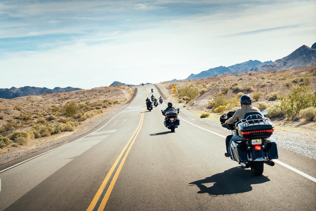 eaglerider's tweet photo. I hope everyone had a great summer. Now it’s time to enjoy the fall with some cruisers become a Club EagleRider member today and enjoy a huge discount on all rentals and earn credits as you go!

🔗 for more info! https://t.co/XUkfJxn7DQ

#2022HarleyDavidson #grouptours https://t.co/SLEuiuL4kk