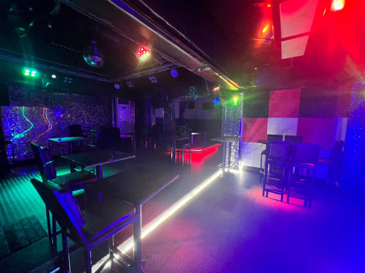 central_clu's tweet photo. #AFTER_WORK le rendez-vous de tous les jours…
Nous sommes déjà dans le bain.
🍾🍺🍹🎉
@central_sage @heritierwata29 https://t.co/6GsNpbcssO