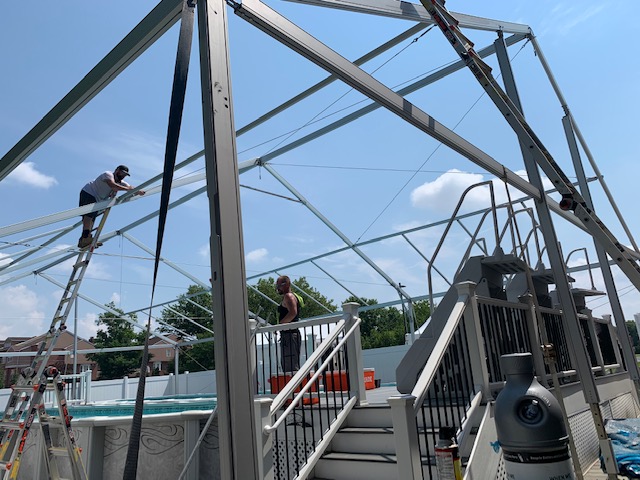 EventQuip's tweet photo. 💦 Taking the plunge! An outdoor training pool being turned into an indoor training pool with the help of EQs tenting solutions.

#pool #trainingpool #tents #tentrentals #longtermsolutions #storagesolutions #tentstructures #eventquip #tentprofs #wetwednesday https://t.co/Ta4VC8lzbs