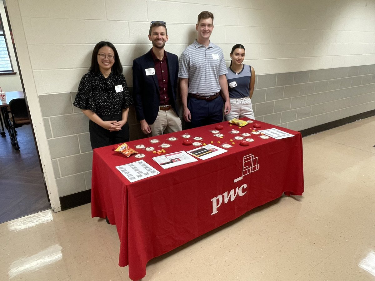 FSUCPS's tweet photo. @PwCUS is here and they want to chat with you, #accounting, #finance, and #MIS majors! If you're on campus, swing by (or stop just outside of) Rovetta 220, Weichelt Lounge, before 2pm. Or, meet with them at tonight's Beta Alpha Psi meeting, from 5-7pm. https://t.co/5IJacB5w3d