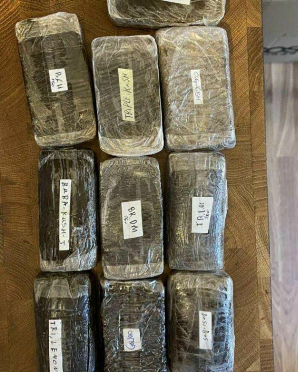 le_galizit's tweet photo. #hashnation
#weed
#hash https://t.co/MKi7M6geBZ