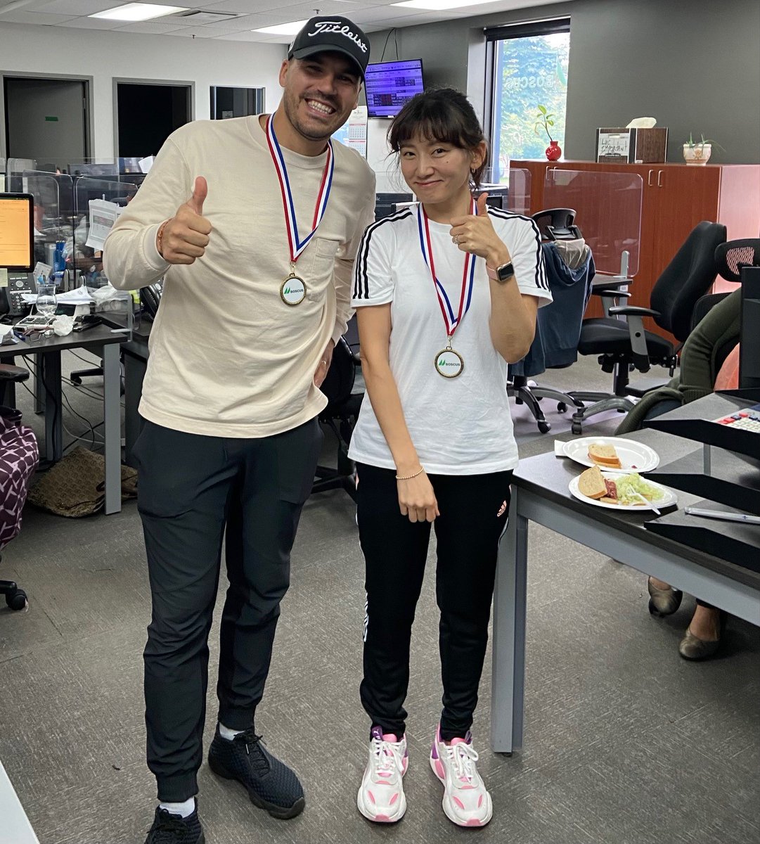 BoscusCanada's tweet photo. Première édition des Olympiques Boscus. Champion course 50 mètres JP Bolduc et Championne 50 mètres Keumsong Park!
First edition of the Boscus Olympics. JP Bolduc 50 meter race champion and Keumsong Park 50 meter champion!
#team#workfun#boscus#race#50meters https://t.co/e0j0EDerib