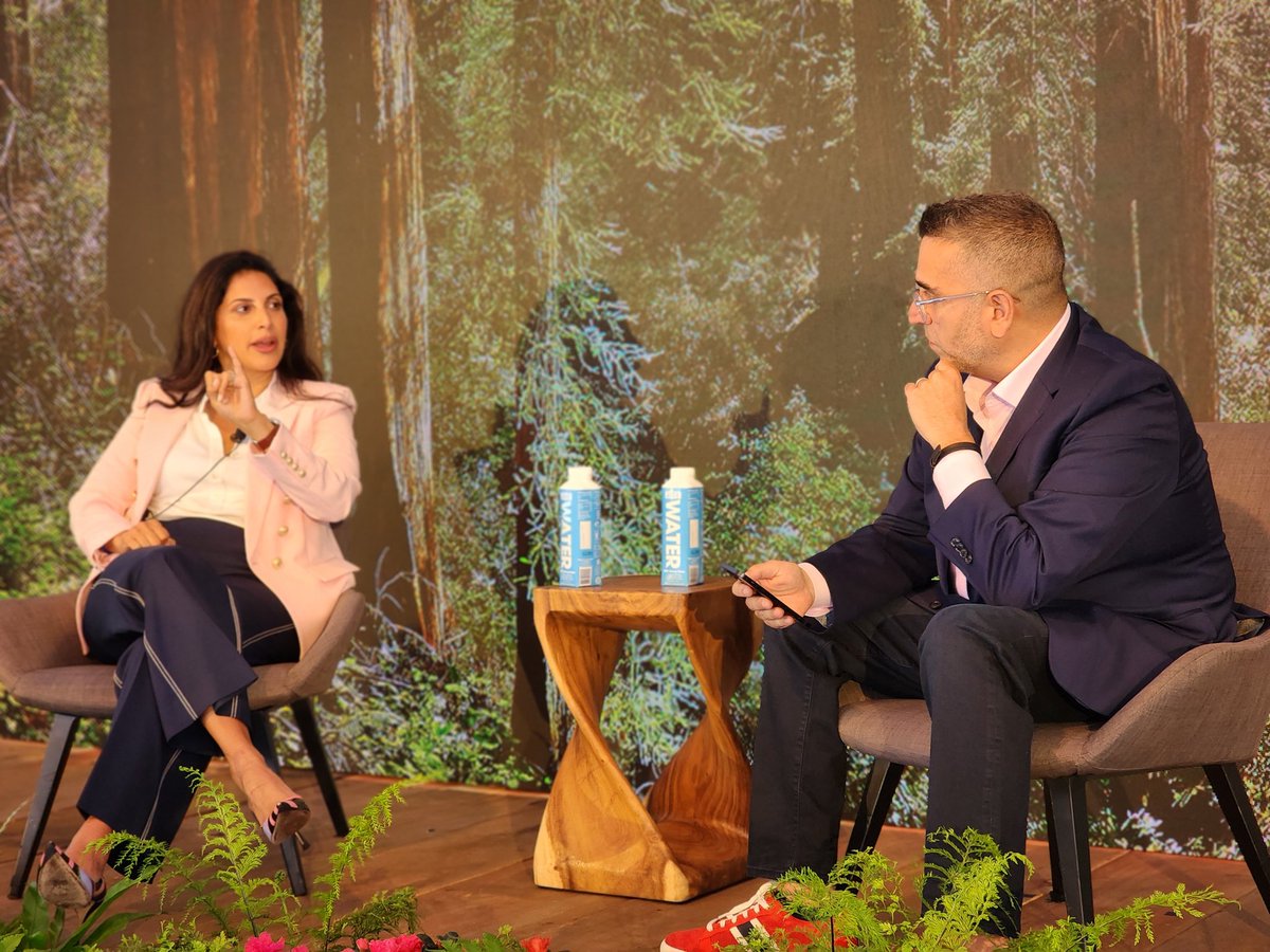 John Taschek (@jtaschek) on Twitter photo How can a doctor compete against TikTok? How can a medical office compete with CVS or Walmart? Incredibly interesting interview with <a href="/ValaAfshar/">Vala Afshar</a> and @gnayyar #salesforceAR #DF22 How can a doctor compete against TikTok? How can a medical office compete with CVS or Walmart? Incredibly interesting interview with <a href="/ValaAfshar/">Vala Afshar</a> and @gnayyar #salesforceAR #DF22