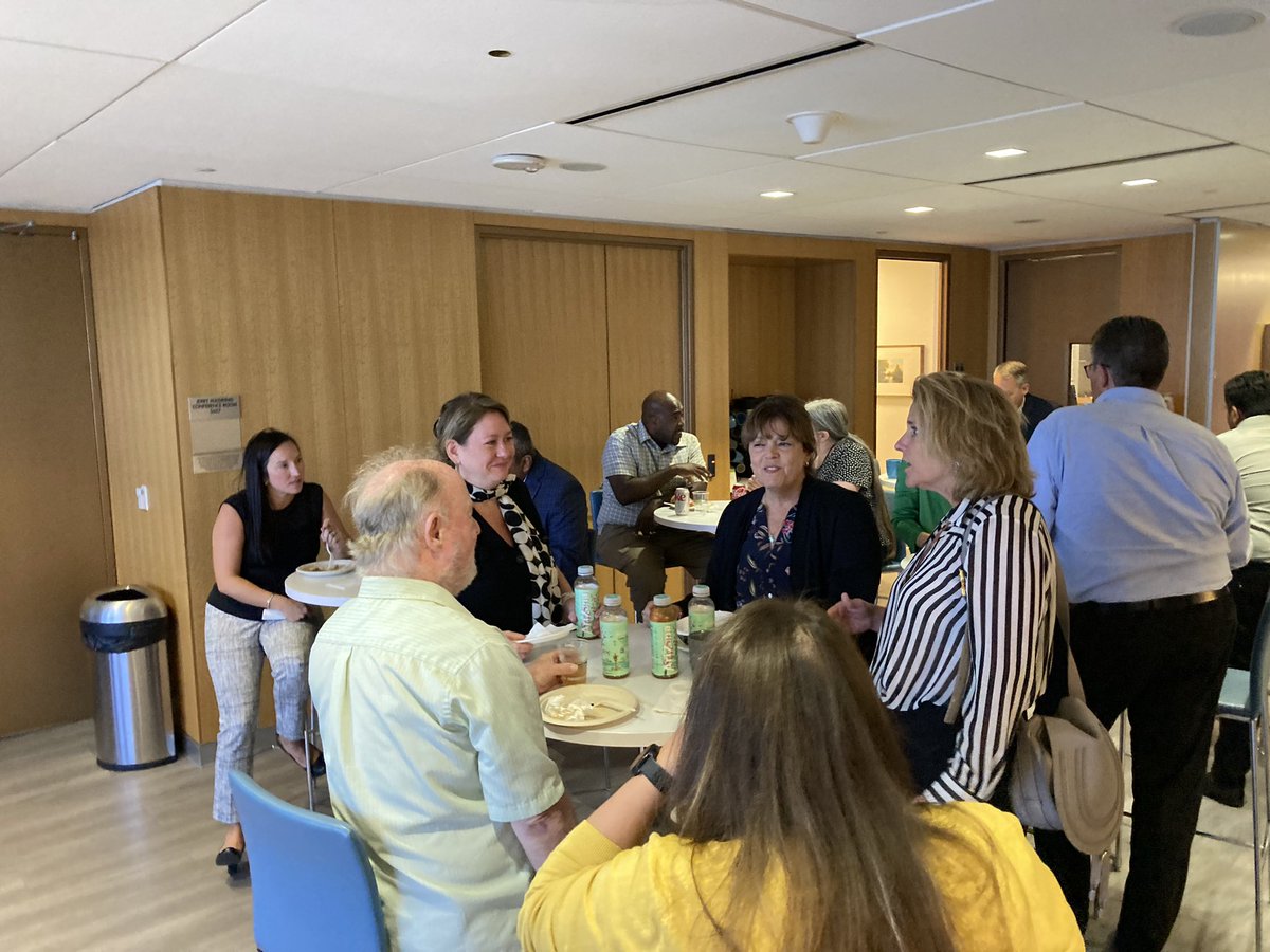 damaphila's tweet image. Lunch- thanks to @KPMG_US &amp;amp; @Alation !  Great view, as well.