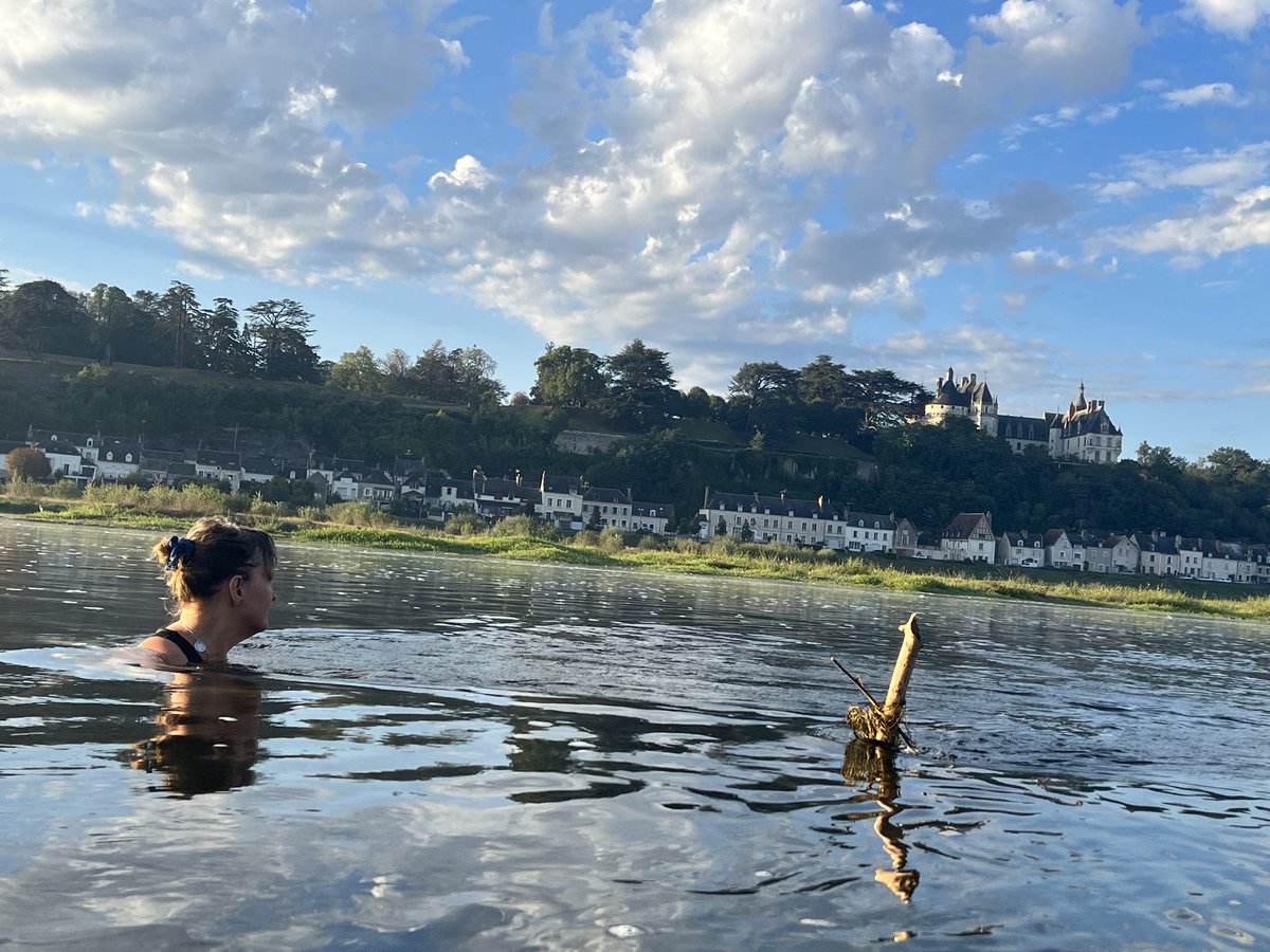 TheLittleCaddy's tweet photo. Swam in &amp; across the Loire, was amazing, will definitely be going back there https://t.co/niFRiK7OCW