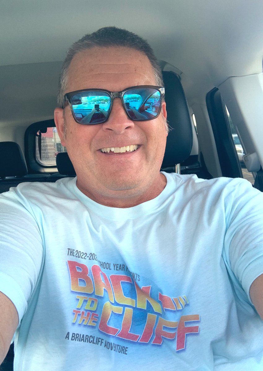 BrianMercerNKC's tweet photo. I’ve been busy with PT from shoulder surgery getting back to 100%! Still haven’t had the chance to deliver highlighters to our @NKCSchools teachers. Many thanks to Principal @jonaleesearcey for my #BackToTheCliff @BRES_Bears shirt to represent when I do start making visits again! https://t.co/OfWBTkKD3r
