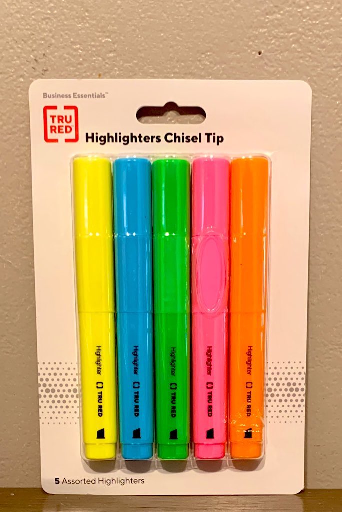 BrianMercerNKC's tweet photo. I’ve been busy with PT from shoulder surgery getting back to 100%! Still haven’t had the chance to deliver highlighters to our @NKCSchools teachers. Many thanks to Principal @jonaleesearcey for my #BackToTheCliff @BRES_Bears shirt to represent when I do start making visits again! https://t.co/OfWBTkKD3r