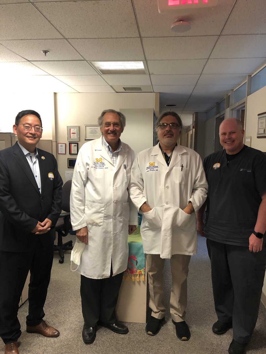 chungk1031's tweet photo. Awesome hanging out with #SCD giants Dr. David Humes (inventor) and Dr. Leo Yessayan @UMich!
#SCDisCellDirectedTherapy
@SeaStarMedical https://t.co/tfJihpmZnR