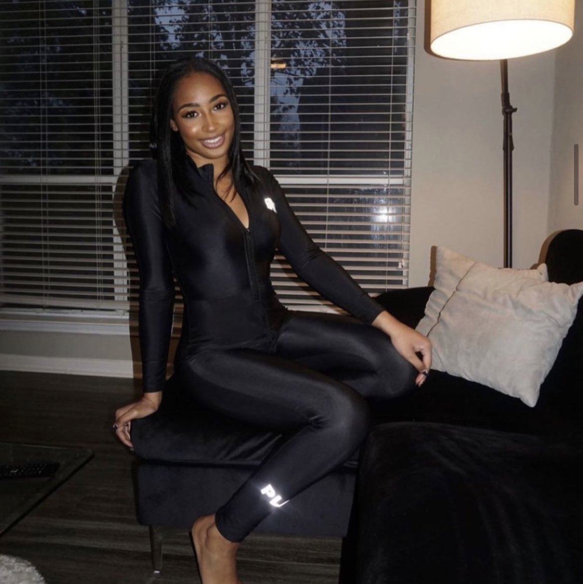 PLMKR100's tweet photo. PLMKR Black extra small jumpsuit ($40) ✅ https://t.co/2OKfVNLWZ5