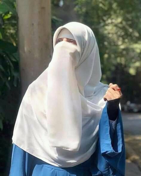 ليس بمقدورنا أن نرتفع إلى درجة الملائكه ولكن المهم أن لا ننزل إلى درجة الشياطين   أسعد الله مسائكم بكل خير