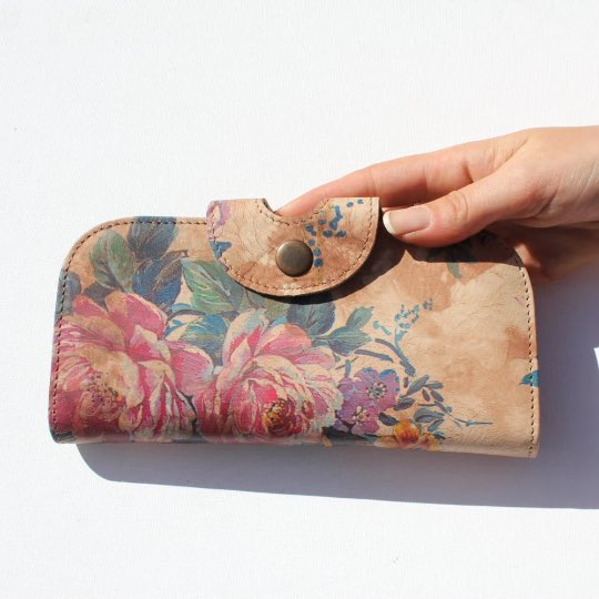odilynchdesign's tweet photo. This gorgeous genuine leather doctor style bag &amp; matching wallet are available in my store https://t.co/g6sfAJe3eb

#leather #OnlineCraft #CraftBizParty #shopsmall #handmade #camdenmarket https://t.co/l5BdWlTLCb