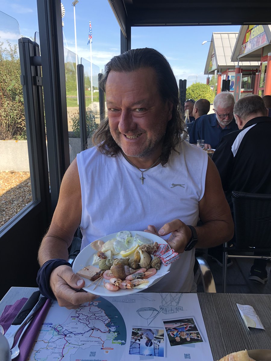 TheLittleCaddy's tweet photo. more food https://t.co/tKEIDdv5KZ