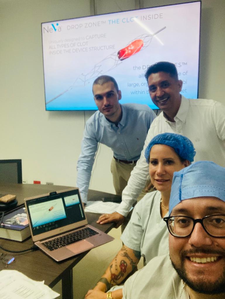 VESALIOcom's tweet photo. VESALIO Angel, Jessica Koradin, is having a blast with the RP MEDICAS team on her road trip visiting several cities in Colombia!
#VesalioAngels #DoTheDropZone #NeVa #stroke #NeVaFirstPass @Diane_Demet https://t.co/2ILm0ndx7U