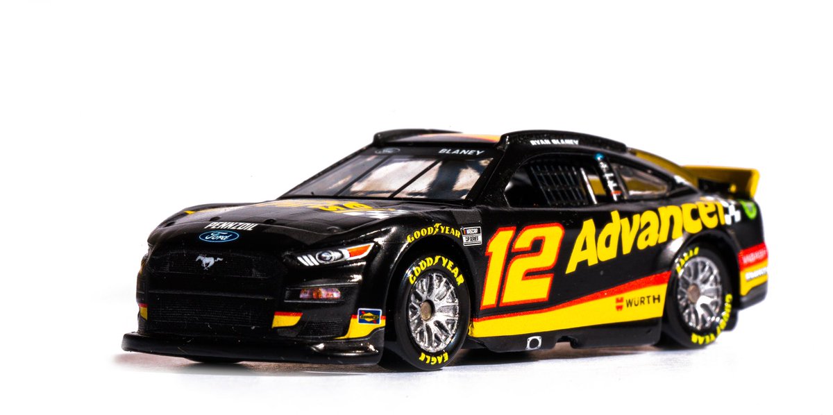 EvLobe's tweet photo. @Lionel_Racing Just got this in mail and I’m pumped. Best scheme of the year. https://t.co/9weUMjoviE