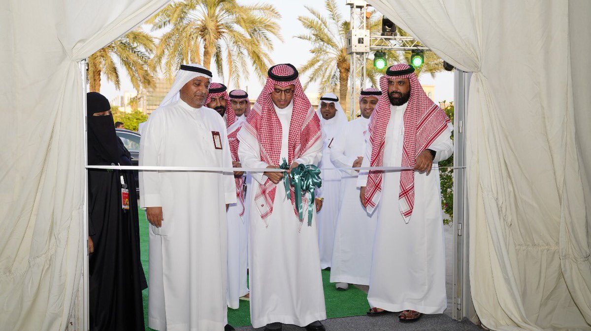 RCJY_Jubail's tweet photo. الرئيس التنفيذي
د.أحمد آل حسين
يفتتح فعاليات #اليوم_الوطني_السعودي_92 بـ مدينة #الجبيل_الصناعية والتي تستمر حتى ٢٨ صفر ١٤٤٤هـ 

#هي_لنا_دار٩٢ https://t.co/YViHIyg1p5