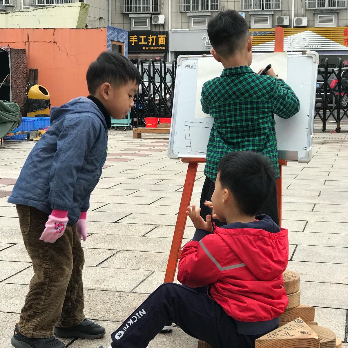 anjiplay's tweet photo. Other forms of learning aren’t secondary to play, but are encompassed by true play &amp; the structures that support it. Children deeply engaged in responsive environments of love &amp; freedom will show you the most necessary, relevant, &amp; valuable forms of learning. #TruePlay #AnjiPlay https://t.co/HHJdQFmDxc