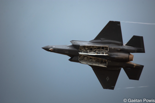ActuDefense's tweet photo. La #Suisse a signé le contrat pour les F-35A https://t.co/4qXaCJmg7B