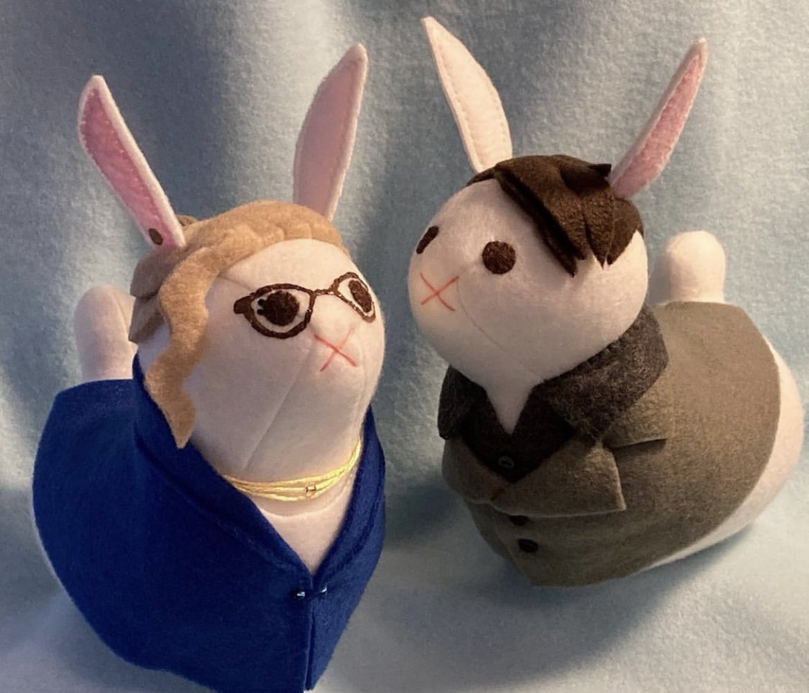kimsexler's tweet photo. everyone shut the fuck up and look at the romangerri bunnies https://t.co/TzdledmRsK