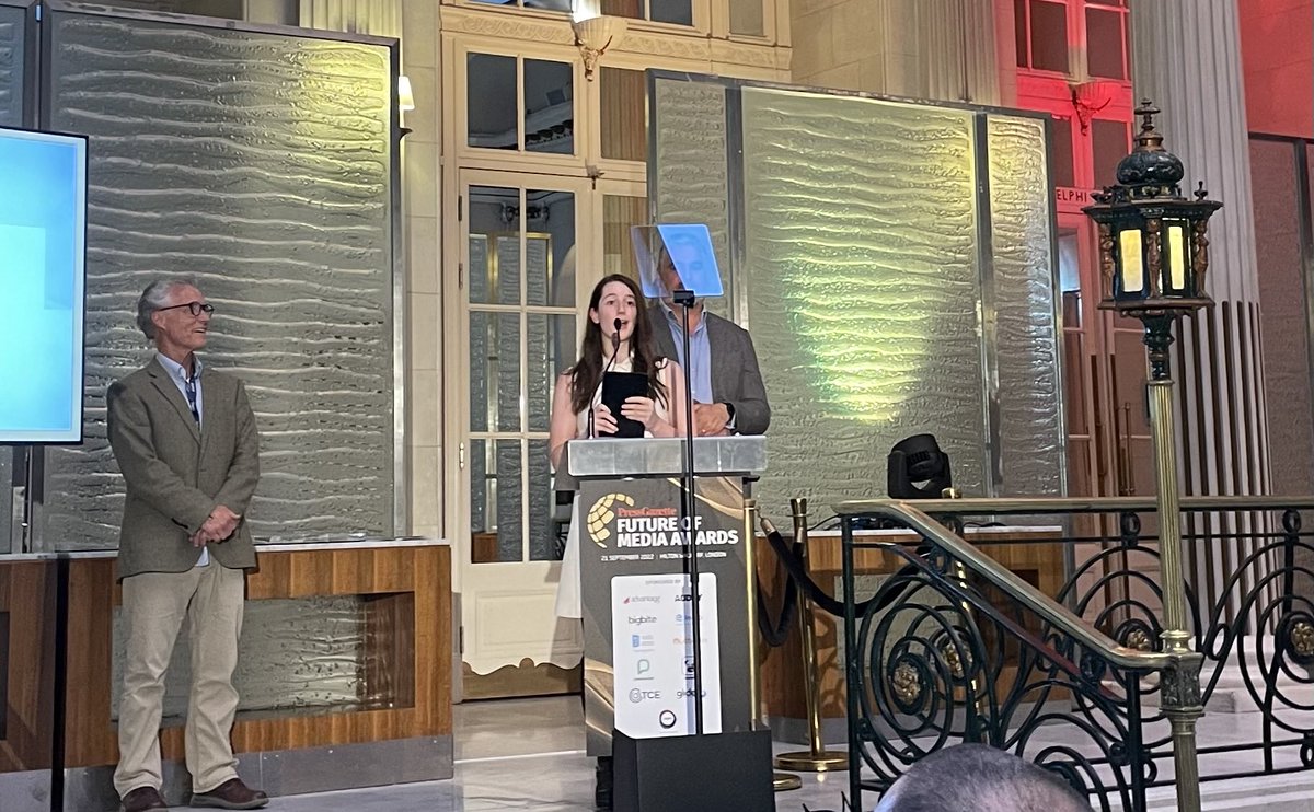 johnthornhillft's tweet photo. Congratulations Team ⁦⁦@Siftedeu⁩ for winning the Future of Media award for digital excellence! ⁦@misssaxbys⁩ collecting the gong 🎉🎉🎉 https://t.co/zZZT2QiQbW