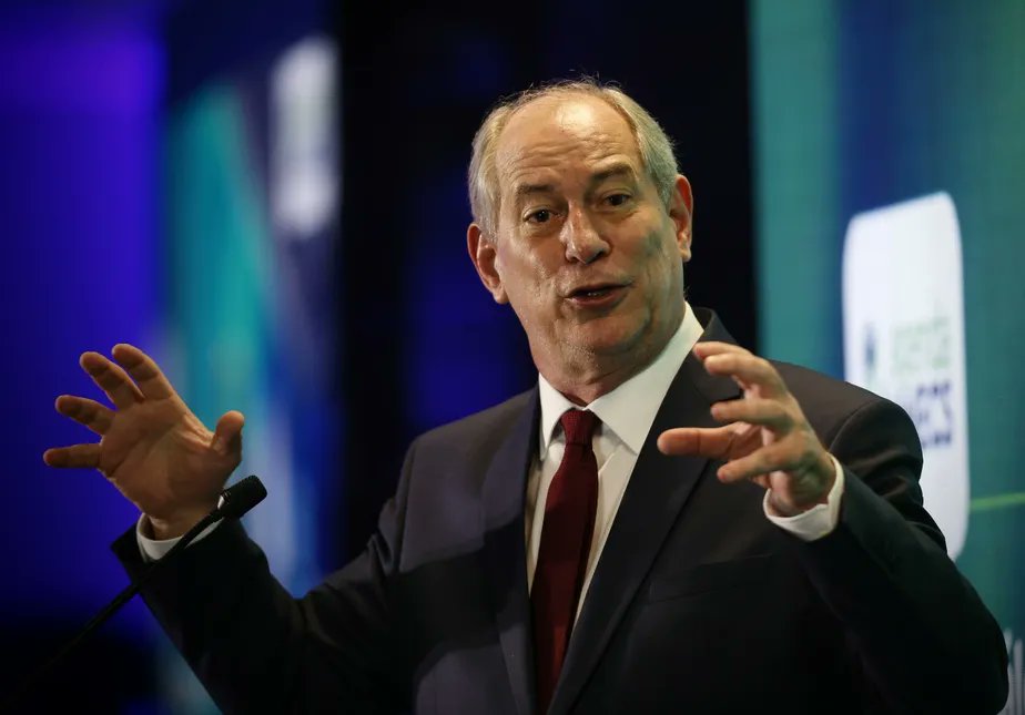 Ciro critica busca por voto útil: 'Querem aniquilar alternativas'. glo.bo/3S3c02C