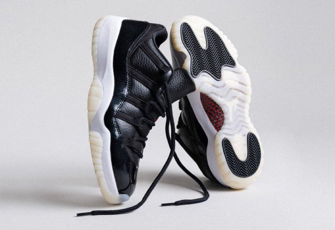 sneakersteal tweet picture
