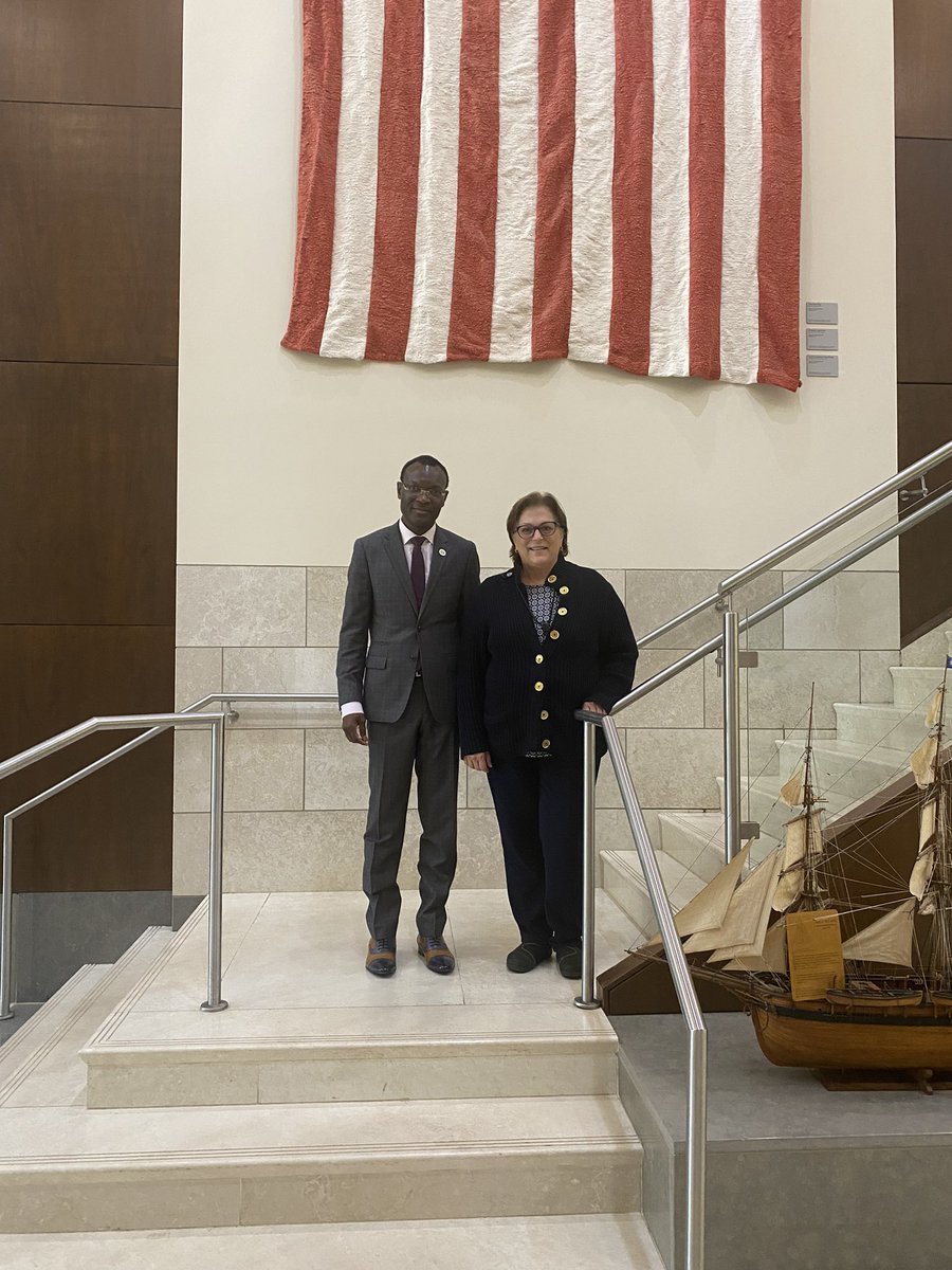 Coffi_Agossou's tweet photo. We pay courtesy visit to new US Ambassador @Madagascar & @Comoros, HE Mrs. Claire A. PIERANGELO. We discussed ILO actions in the 2 countries including flagship projects #VZF, #BetterWork, #T4DW, #EIIP, #Childlabour, #Climatechange & #Blue economy, etc AND areas of collaboration https://t.co/Htus8IGc3i