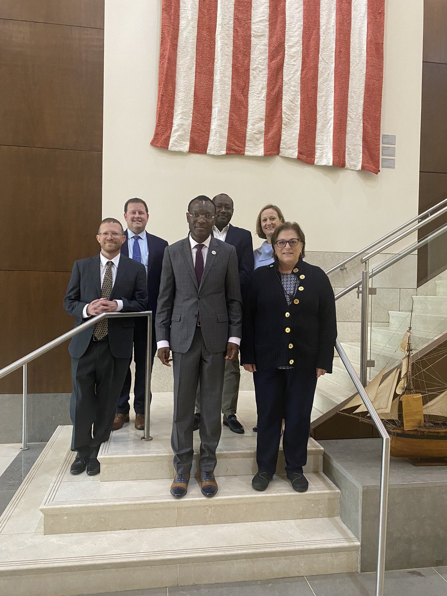 Coffi_Agossou's tweet photo. We pay courtesy visit to new US Ambassador @Madagascar & @Comoros, HE Mrs. Claire A. PIERANGELO. We discussed ILO actions in the 2 countries including flagship projects #VZF, #BetterWork, #T4DW, #EIIP, #Childlabour, #Climatechange & #Blue economy, etc AND areas of collaboration https://t.co/Htus8IGc3i