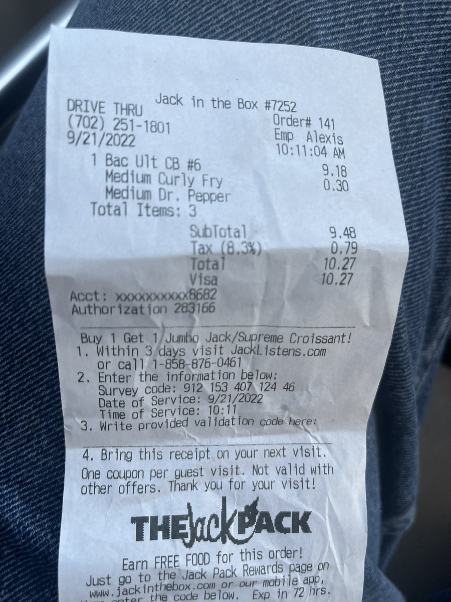 Infini7edeath's tweet photo. @JackBox thanks for the extra bacon in my ultimate bacon cheese burguer
#JackInTheBox https://t.co/6MmNKO7jNx
