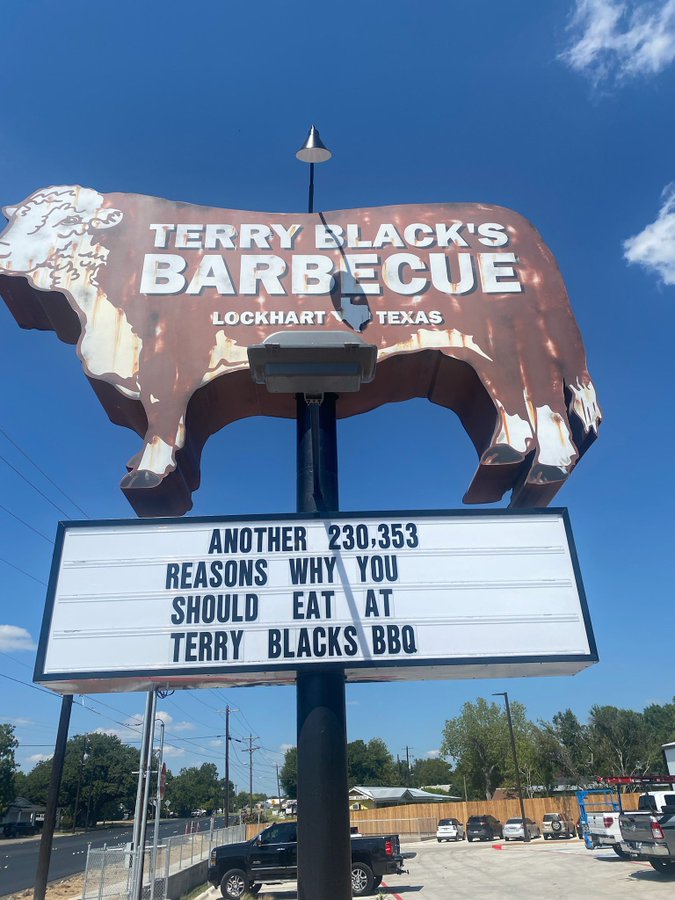 FdMp2F3XEAIvlgS?format=jpg&name=900x900