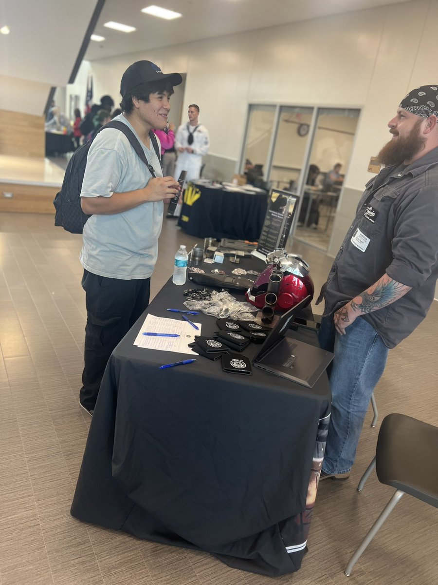 RainesAcademy's tweet photo. What a great way to allow our students to explore post-secondary options! We are so grateful for today’s college and career fair participants. Our students were so happy to speak with you. #GrowingToday #LeadingTomorrow https://t.co/2s627DgHRK