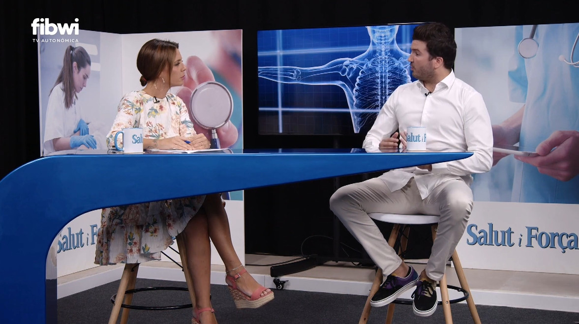 saludediciones's tweet photo. Entrevista 📺 al nutricionista i farmacèutic Pedro Marimón sobre els hàbits saludables després de l’estiu. 
https://t.co/VdxEQdBVwq
@marimontcuida @carloshern79 @FibwiTV @DonJuanMiguel4 @LauraCalafatMnz @macalafat @SastreFrancesc https://t.co/CCSBcopMiU